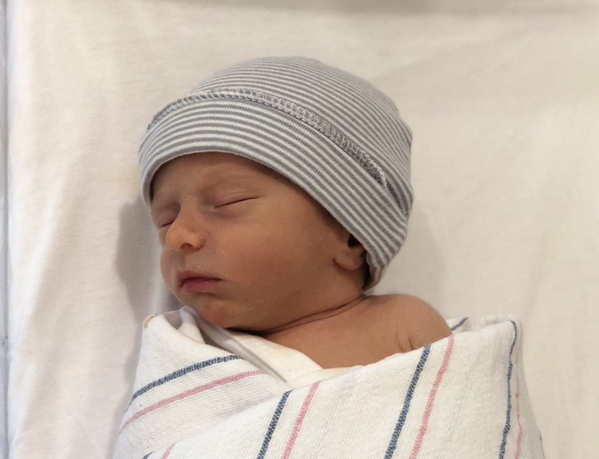 ChristineMNews's tweet image. BIG (actually, very little) NEWS!
Caleb Nicholas & Wesley Callaghan were born Friday night, March 29, nine minutes and nine ounces apart!
Cal & Wes are named after my dad & brother and share a birthday with my late grandmother. ❤️❤️
Life is SO good.
#love #twins #twiceblessed