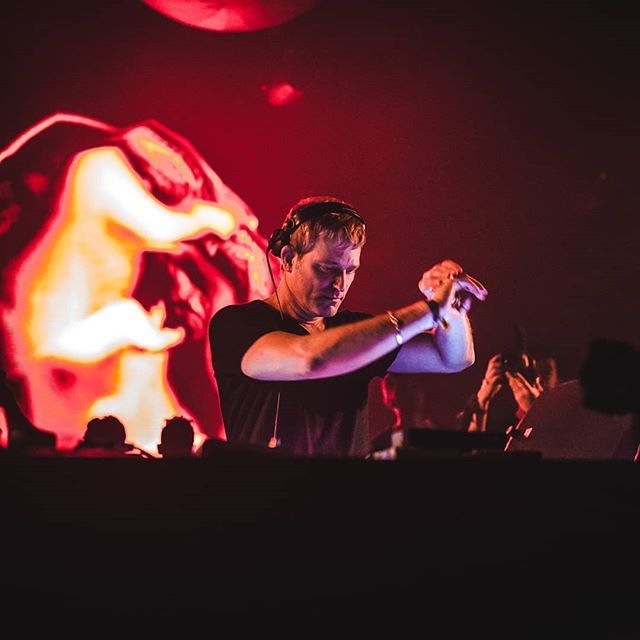 PreciseCL's tweet photo. En DGTL 18 fuimos testigos de un Generator Stage llenisimo para el Set de @ben_klock 
Este 2019 cuál será tu Dj y Stage preferido? https://t.co/rnQmOLYjTV https://t.co/kYJ4EnrRua