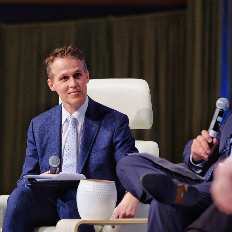 HungerfordProp's tweet photo. Michael Hungerford, Chair of this year's Real Estate Forum, moderating the discussion, "Assessing the Vancouver Market: Its Challenges, Its Strengths and Its Potential for 2019 and Beyond". @re_forums #VREF19 https://t.co/lmy4wDjbkv