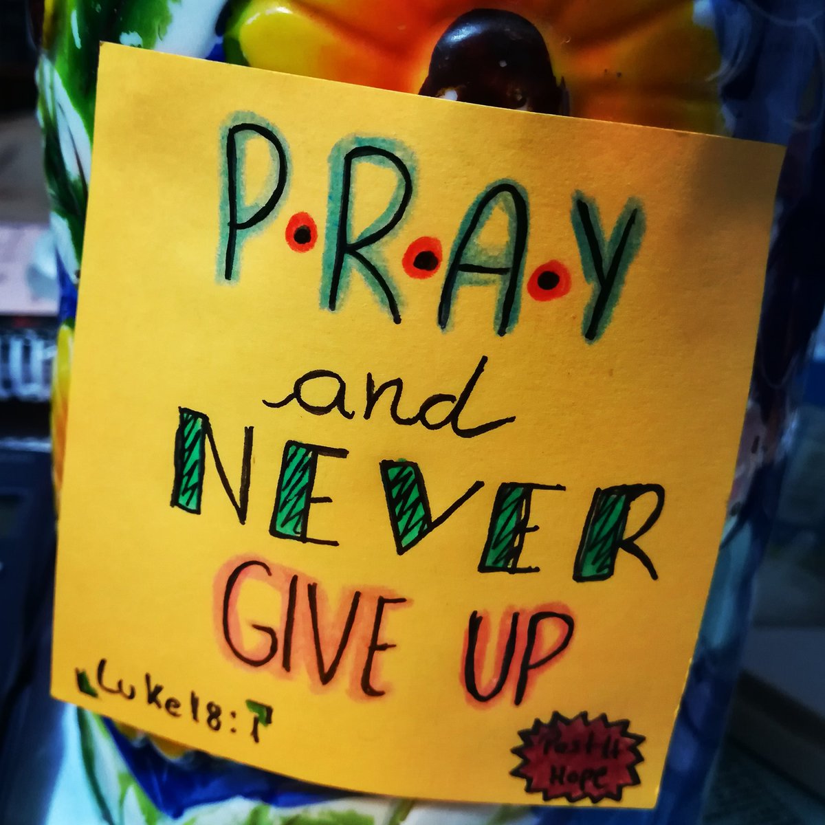 postit_hope's tweet photo. 🙏🏼🚫🙅🏻🍂
#Pray #orarADios #english #Hope #love #blessings #PostItHope #PostIt https://t.co/8Hi2soIE6K