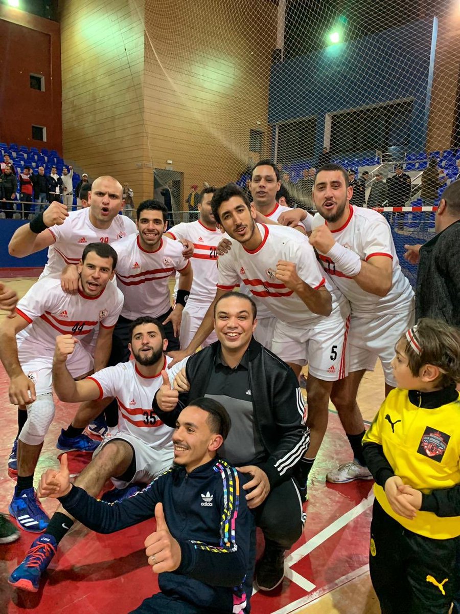 AhmedElahmar's tweet photo. الحمدالله علي السوبر السادس في تاريخ نادي الزمالك 
فعلا الفريق كان نجوم كعادتهم و كانوا علي قدر المسئوليه 💪🏻
بنهدي الفوز كالعاده لجمهورنا العظيم 🇦🇹 https://t.co/TH1mofEKN2