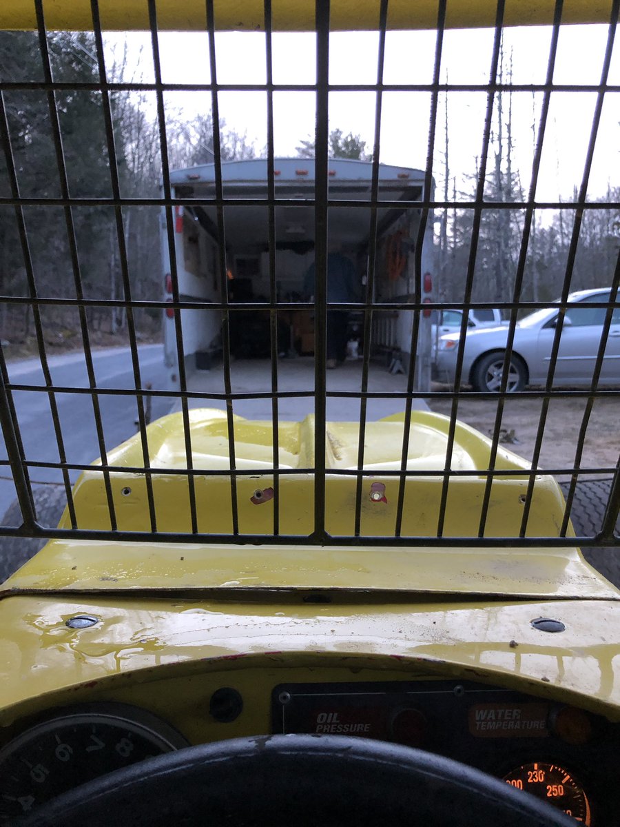 RacingAaron's tweet photo. Got the car all loaded up for @FiveMilePoint Saturday for the first race of the Grit Racing Series! @DavisRacing45 @low_nascar @low_nascar2 @CancerAdrenal @HigFab https://t.co/bgfoTr8AbT