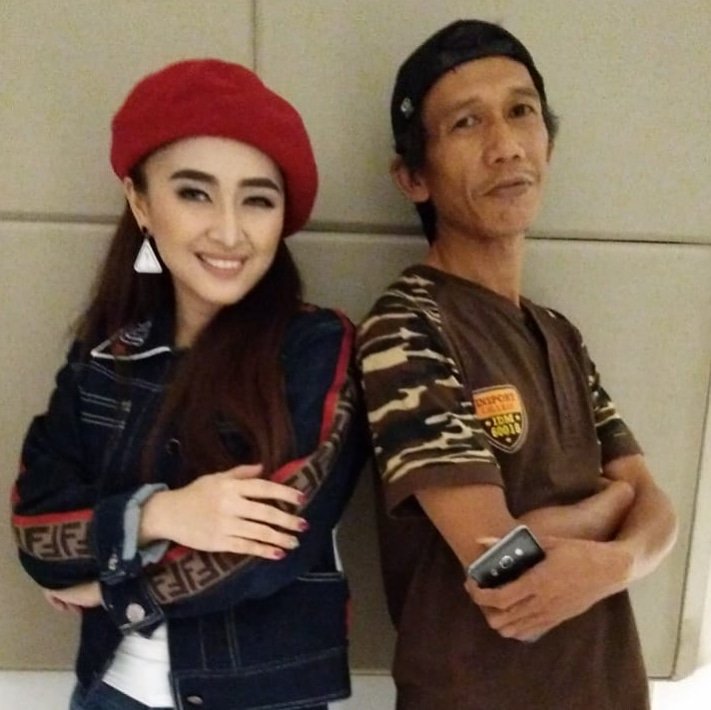 Ratmangondhez1's tweet photo. @rdi971 aku sich mknn yg bikin ketagihan cuma nasi putih , sejak inget mkn sampai sekarang msh mkn nasi , kdng" za klo lg mls mkn suka di ganjel ma gorengan #DBDDHOW https://t.co/WSAiRic4nq