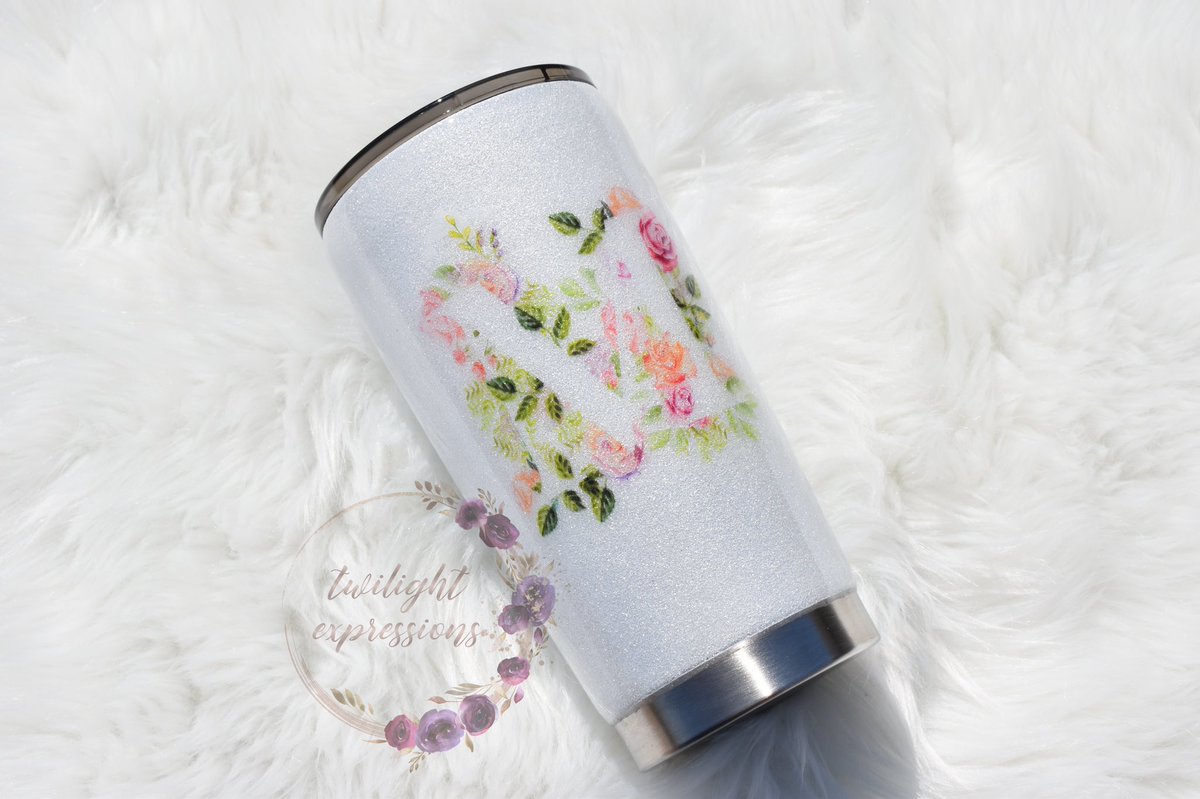 twltexpressions's tweet photo. Come shop with me at https://t.co/kg4xtwZTWL #glittertumbler #glittertumblers #handmade #etsyshop #glittercup #monogrammedtumbler #customtumbler #twilightexpressions #SmallBusiness https://t.co/442WQqdsWx