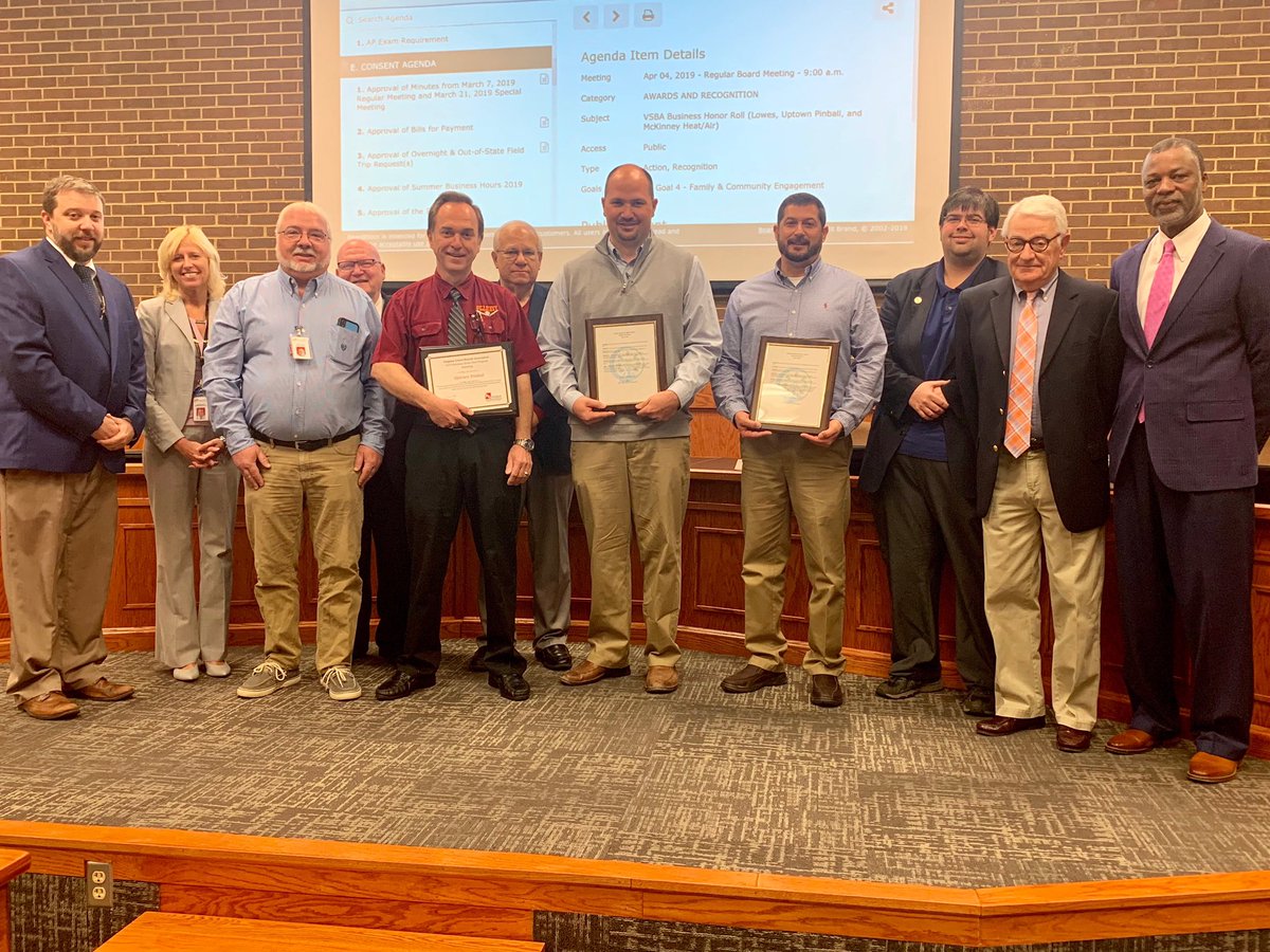 HcpsLearning's tweet photo. Thank you @JebyrdByrd for your hard work and dedication to our students and community! Thank you to our current partners in the community and we look forward to continuing to strengthen new partnerships throughout the area. #CA #Community #HCPSPride https://t.co/S2I1jKcs4v