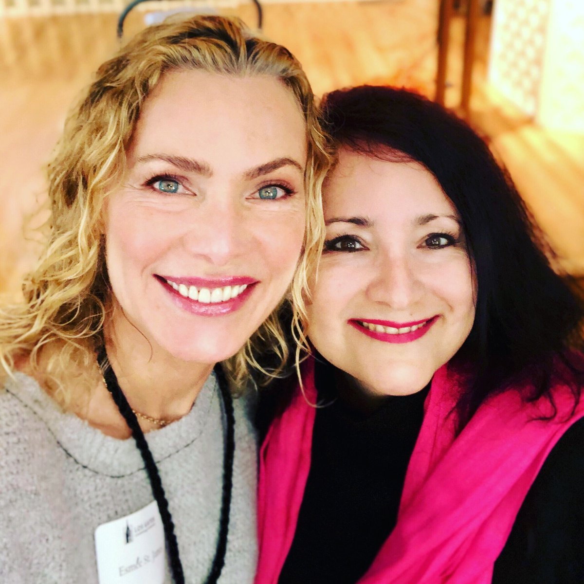 EsmeeStJames's tweet photo. I  so enjoyed Los Gatos's Chamber of Commerce Women’s Empowerment Lunch today at the Los Gatos History Club!☄️Thank you, Rosie Zepeda for your tips for women on how to change our mindset!! 🚀 BIGGEST takeaway: Stop apologizing for yourself by saying “I’m sorry."🔥
#CharmCoach https://t.co/WS1mcJWsTW