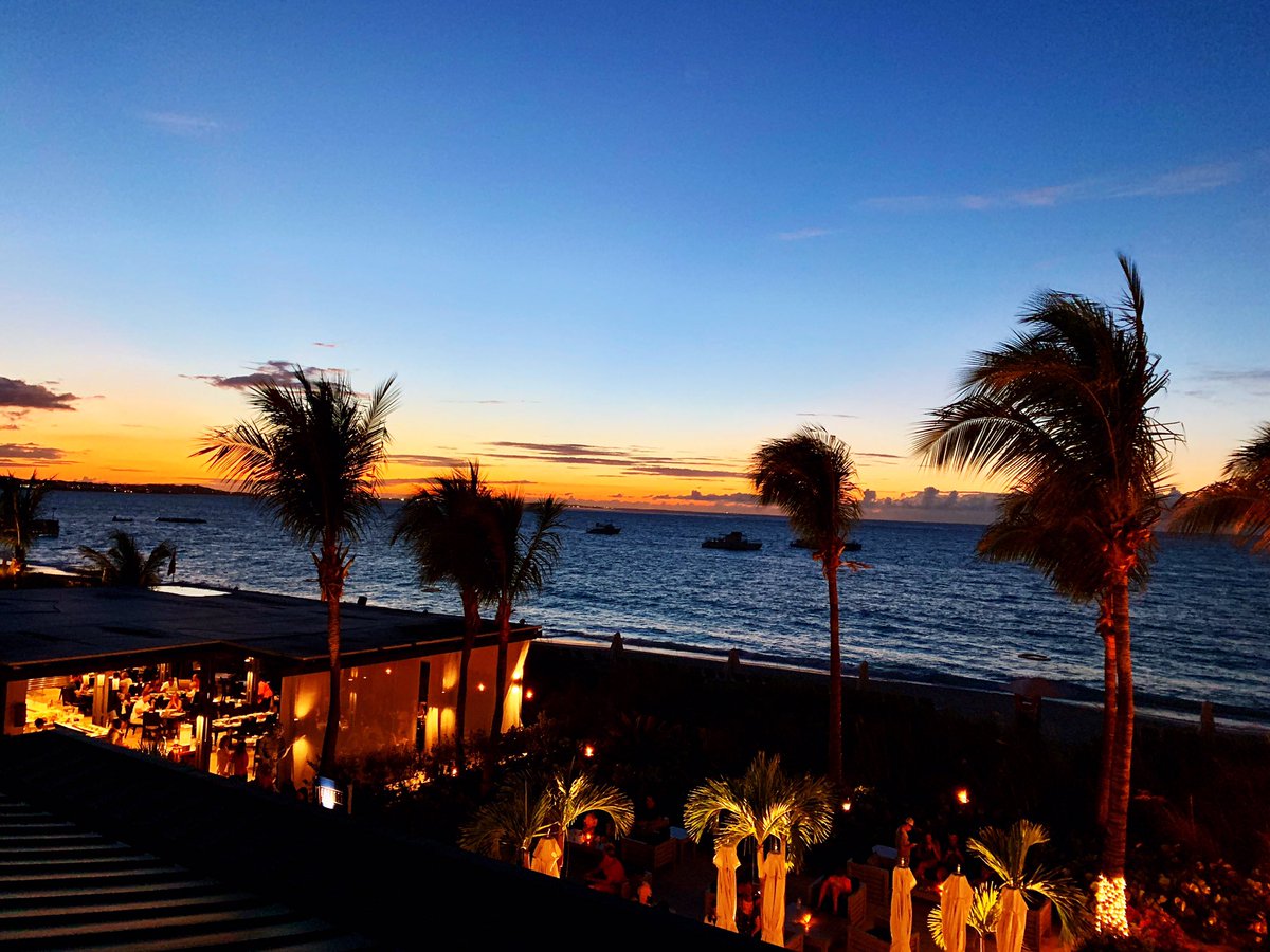 Our rooftop view at dinner on our penultimate evening in paradise. #beachesturksandcaicos #turksandcaicos #wowwhataview