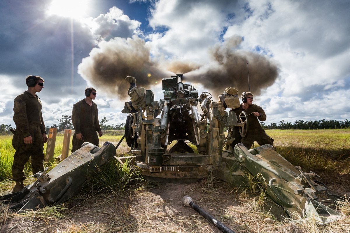 AustralianArmy's tweet photo. MEDIA RELEASE | #AusArmy 's Royal Regiment of Australian Artillery successfully tested the new Sensor-fused Munition for Artillery 155mm round during Exercise Chimera recently held at the Shoalwater Bay Training Area near Rockhampton. #ArmyInMotion - https://t.co/cHEJh4IuvT https://t.co/tUGl8dAQeq