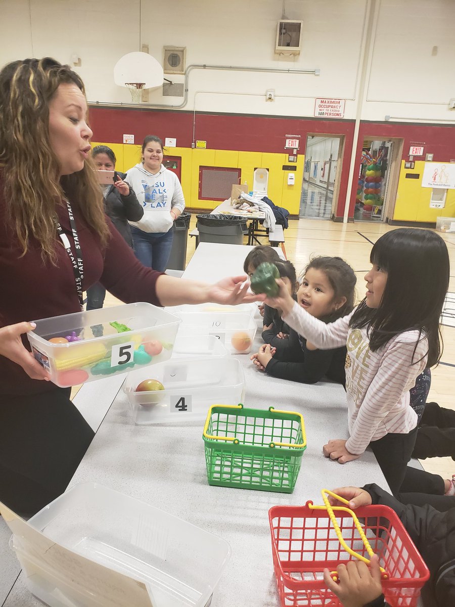 VargasDir's tweet image. Peekskill Basics Workshop today. Teaching parents and students the "Basics" #peekskillpride #peekskillbasics