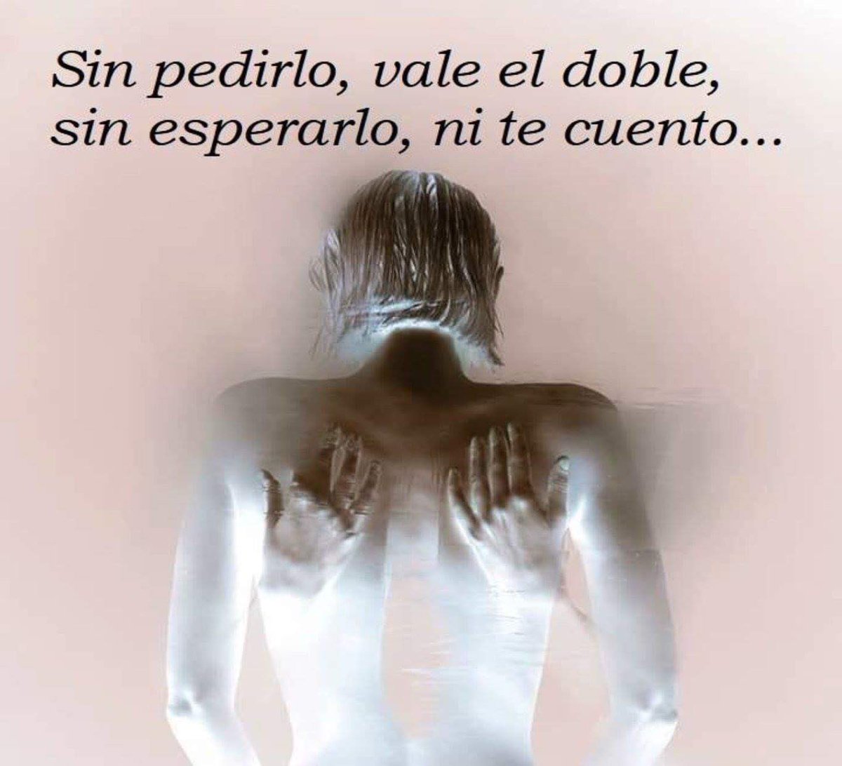 nicovillegas8's tweet photo. BUENAS NOCHES GUERRERAS BESOS ... https://t.co/M2zCNzEUwN