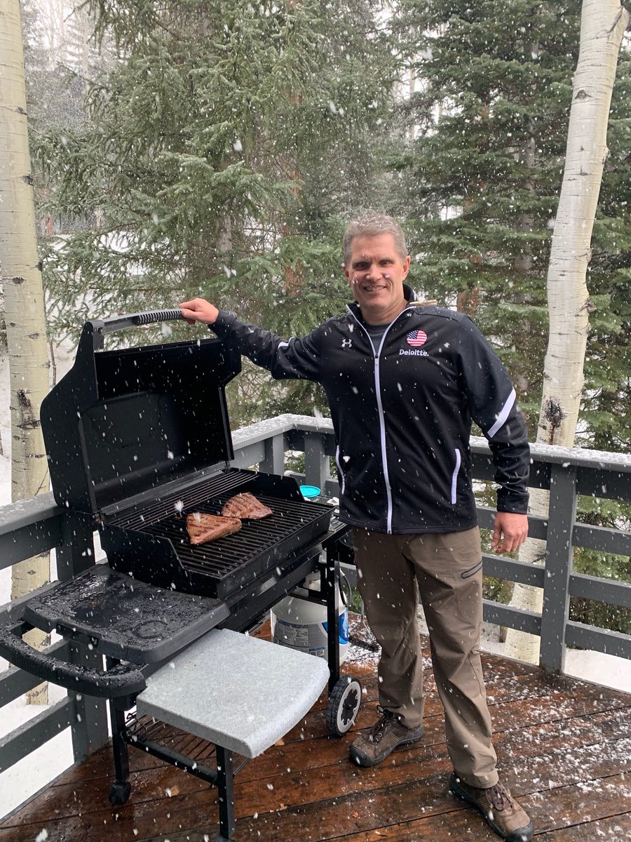 lifeatdeloitte's tweet photo. Closing out our coverage of the #NDVWSC with our annual @DeloitteGov volunteer #guac competition! It dates back to 2009 and we look forward to it every year, as #DeloitteSupports these Miracles on the Mountainside with our partners at @DAVHQ and @Sports4Vets. https://t.co/K09oKQajZP