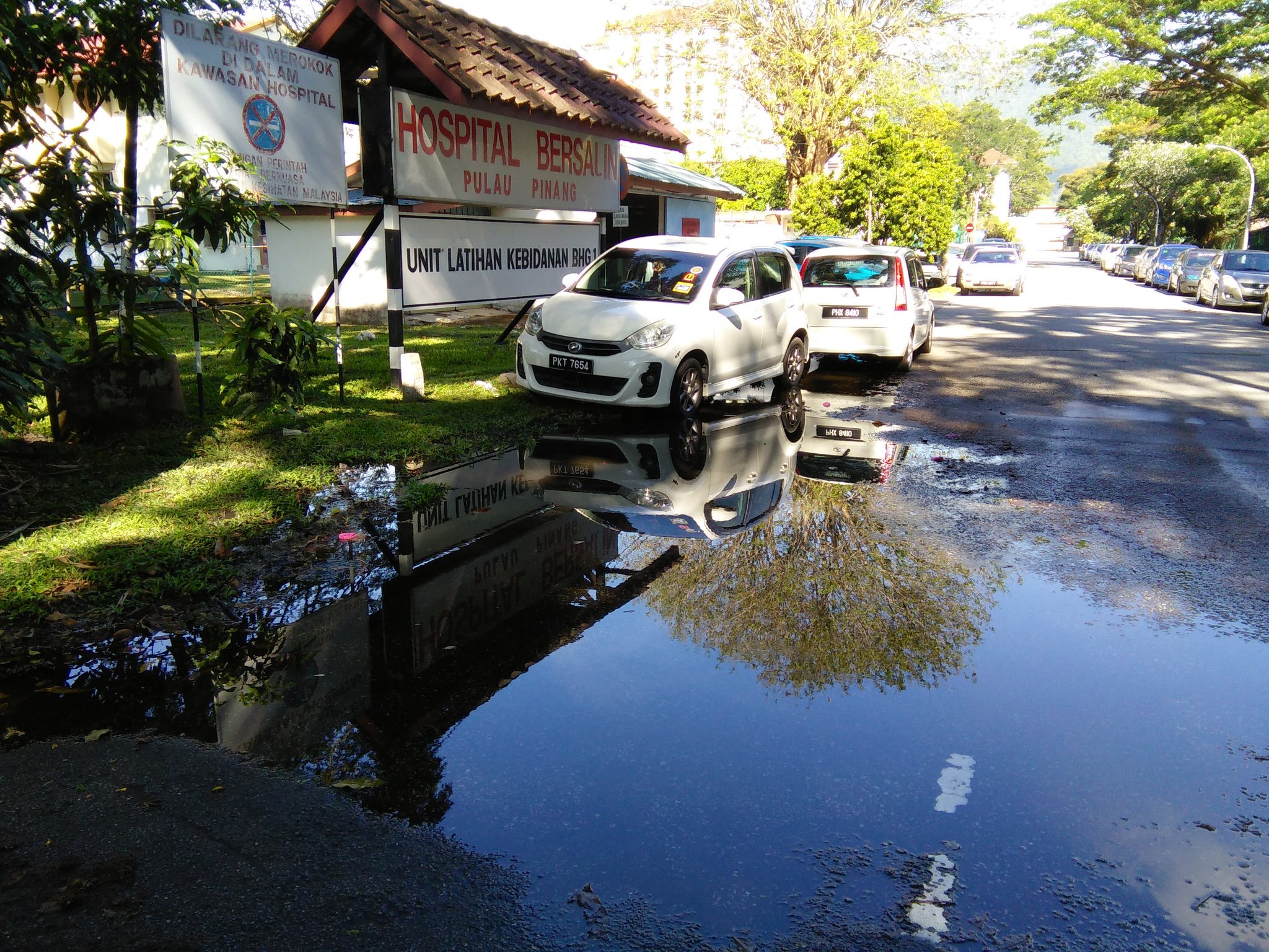 Boo Soon Yew On Twitter Tkasih Hospital Pulaupinang Sudah Tiada Lagi Lopak Air Yg Jadi Tempat Pembiakan Nyamuk Rupa Rupanya Paip Air Pba Yg Bocor Tkasih Sekali Lagi Atas Tindakan
