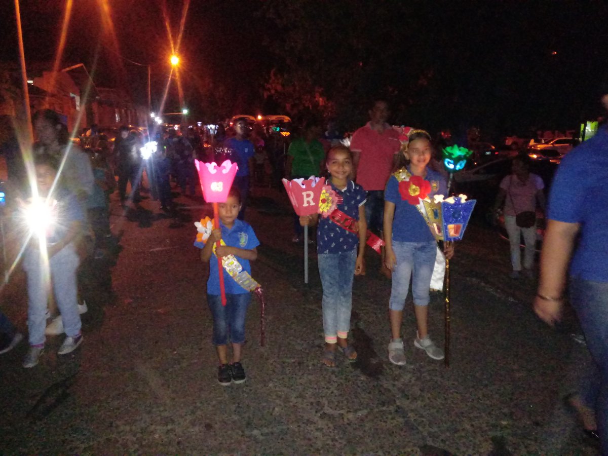 Festival de antorchas . Retomando una bellas tradición. En la esc primaria de Chame. Esc. Rafael Maduro. <a href="/DistritoDeChame/">Distrito de Chame</a>