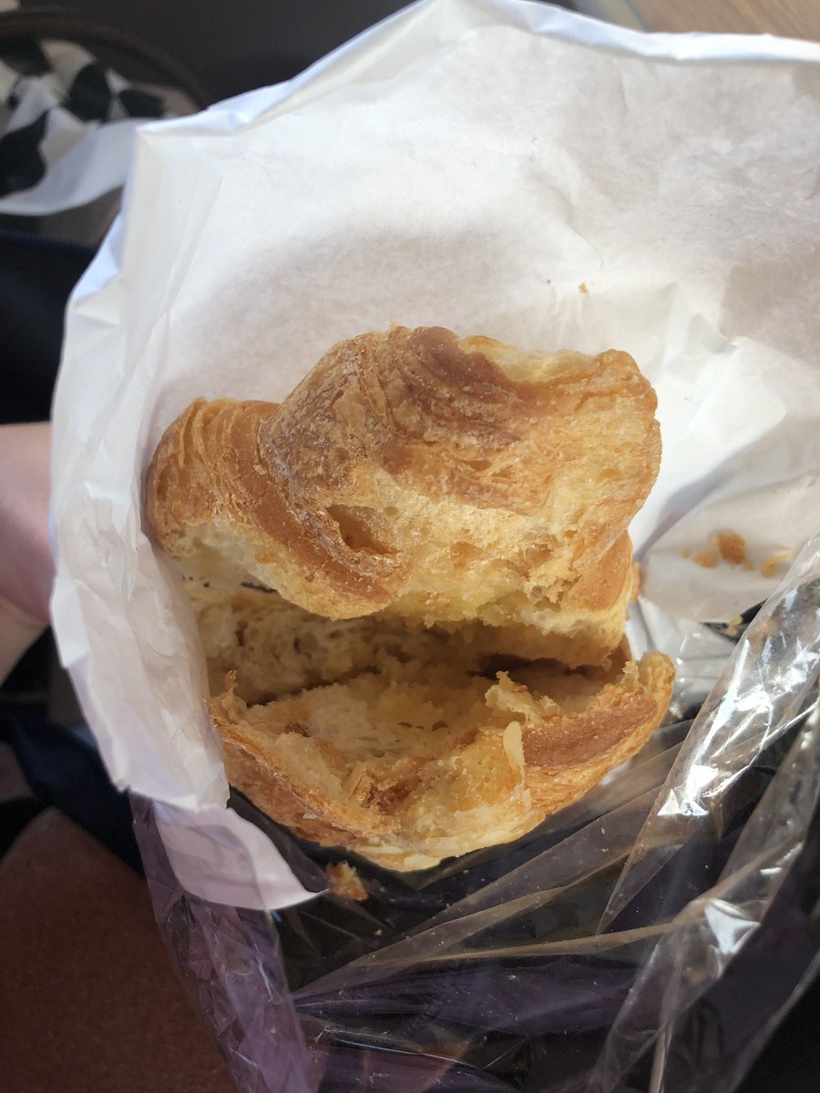 jidyarchibald's tweet photo. Thank you for the stale croissant @AMTCoffee 🤮 https://t.co/a60KlWgIq3