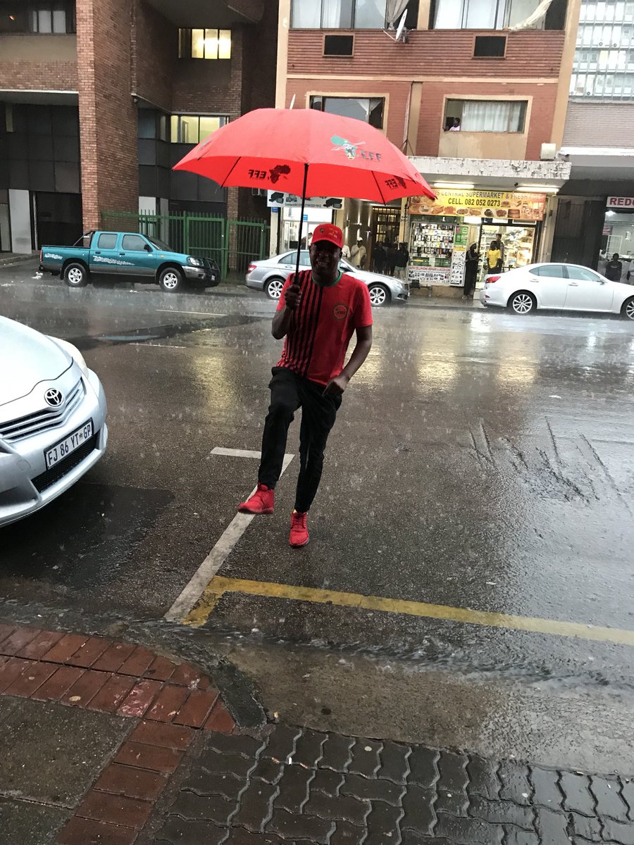 RamaboduObakeng's tweet photo. #EEFRedFriday @GautengEFF https://t.co/Yg63dps1Gv