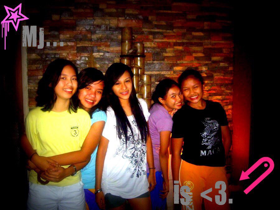 chamchammxx's tweet photo. Opened twitter for this hehe HAPPIEST BIRTHDAY V!!!!!! LOVE YOUUUUU #MJis<3 https://t.co/iWOgtW961k