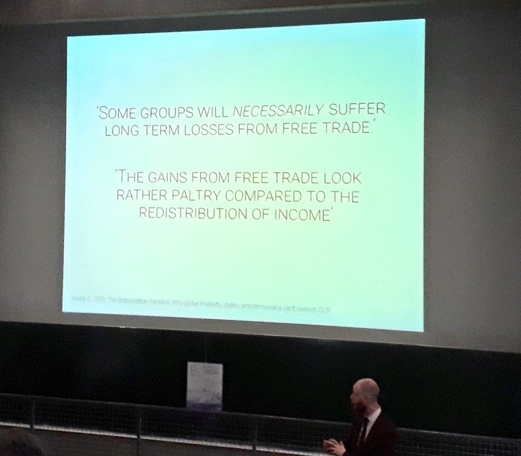 yooHannes's tweet photo. Amazing presentation by @aaronsreeves about the backgrounds of social determinants of health!
Thank you so much!
#FreeTrade and @wto rules clearly have negative impact on the poor while rich people in democracies mostly benefit!
#globalhealth #HealthForAll
#degrowth
#dtg19 #ctm https://t.co/seQbf8CDAi
