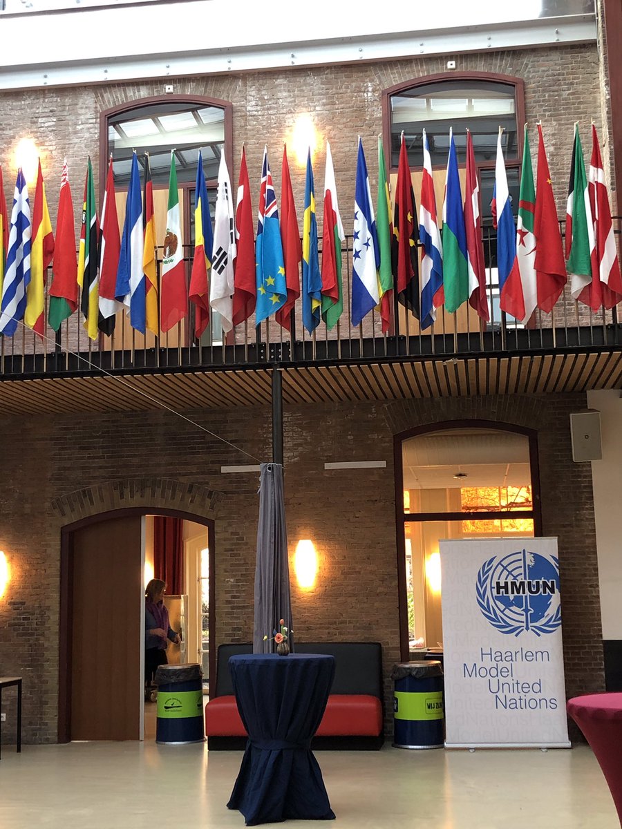 LaMirandaSchool's tweet photo. Ready to start HMUN #HMUN2019 #LaMirandaMUN #amazingdelegates https://t.co/BLIa97lHlX
