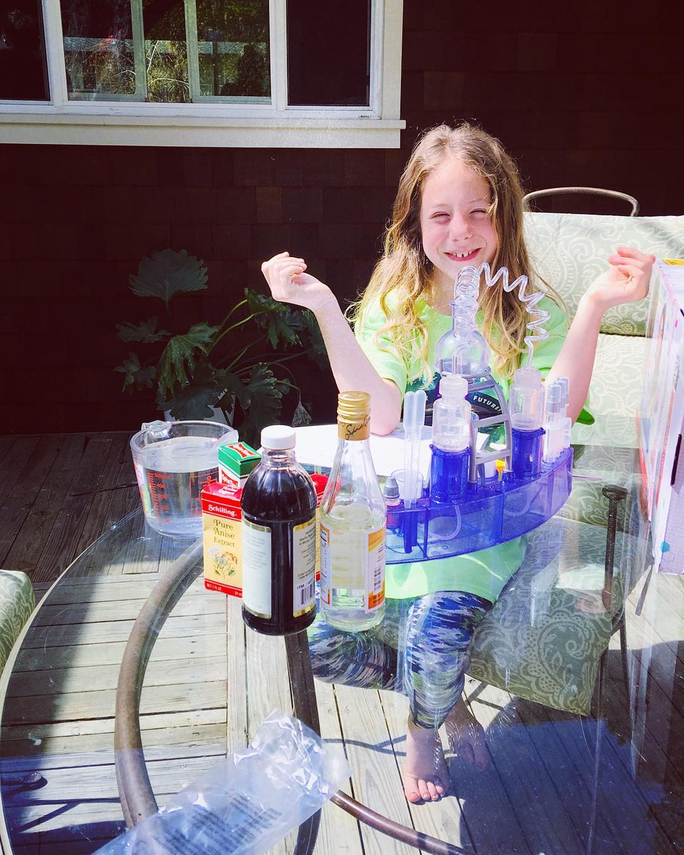 ProjectMc2UK's tweet photo. Adrienne approves of these sweet treats... our favourite type of chemistry! 👩‍🔬

📷 : @sweetsassycookies https://t.co/4JwNDpd6JF