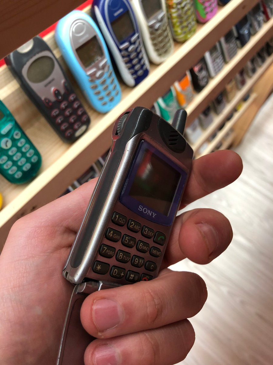 Mobile Phone Museum tweet media