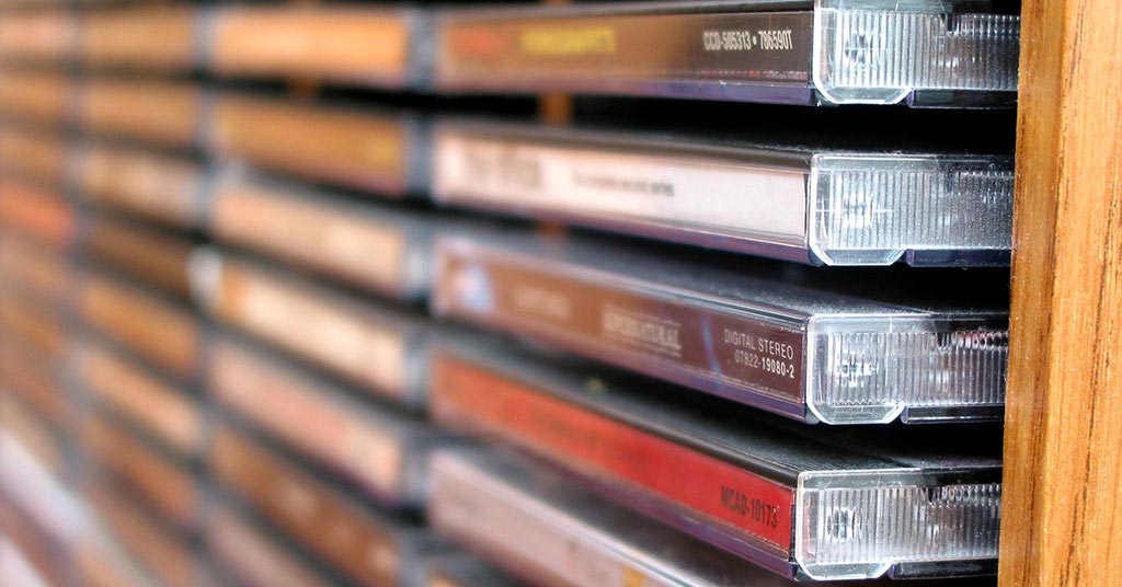 XtraSpaceSA's tweet image. Don’t be too quick to get rid of your personal collection of CDs, DVDs or LPs – but do follow these expert #MusicStorage tips so they don’t get damaged.
#CDStorage ow.ly/2kre50oPstP