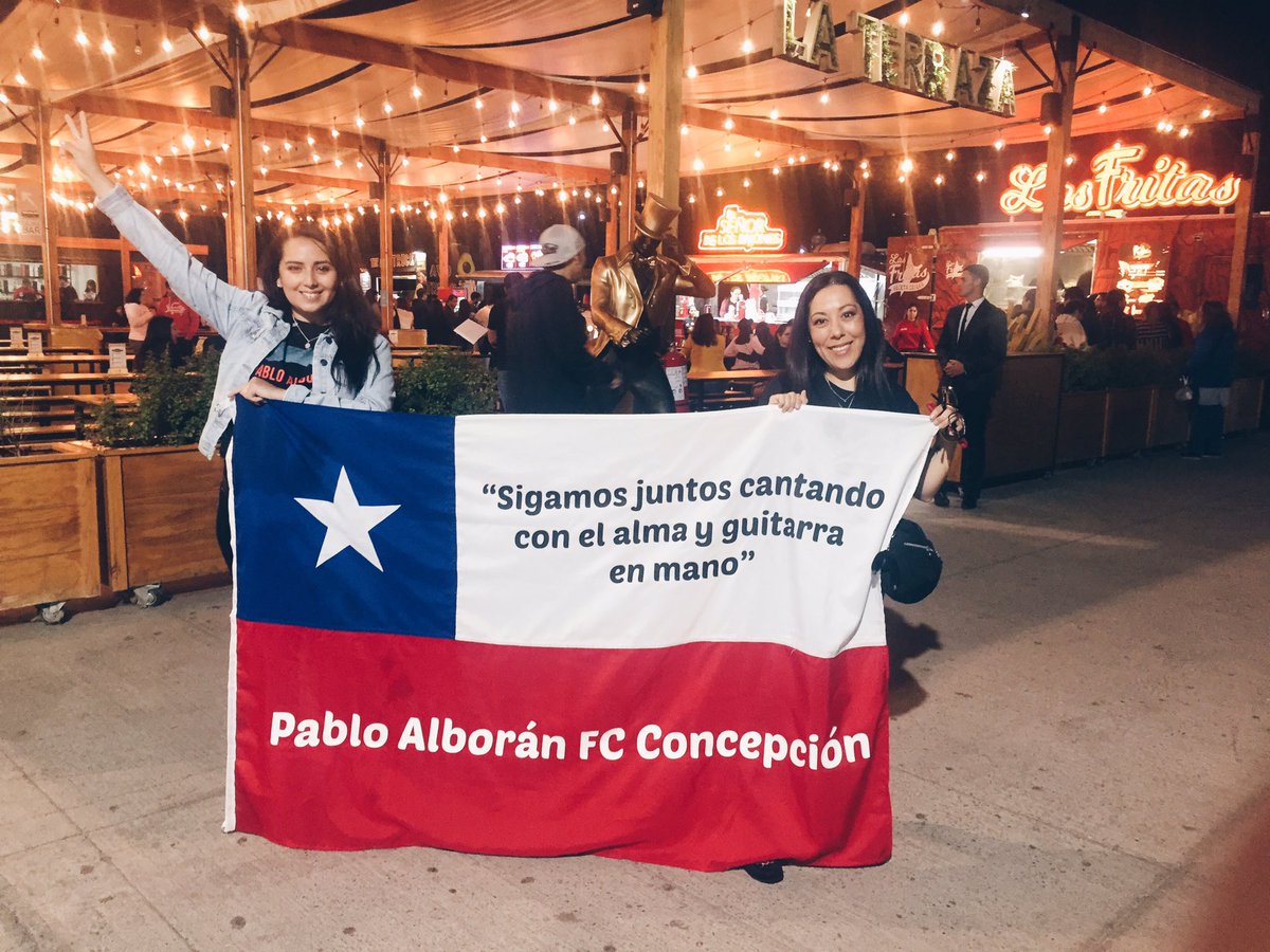 palboranconce's tweet photo. Contigo siempre @pabloalboran 💛 desde Concepción a Saturno 😍🌑... lo de hoy fue INDESCRIPTIBLE!!! Mañana repetimos 🎉🎉🎉 https://t.co/s9toIfmQd3