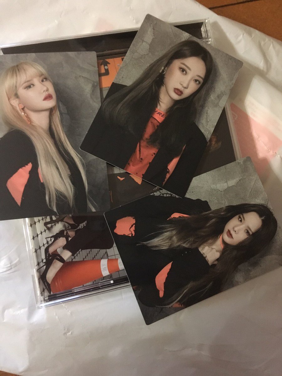 SoJefana's tweet photo. EXID trouble トレカ 交換

譲:ソルジ、ジョンファ(初回)
      LE ソルジ ヘリン(通常)

求:ハニ (同種交換)
郵送交換希望です😊
難しいと思いますが、よろしくお願いします🙏🏻 https://t.co/47f21ixJBw