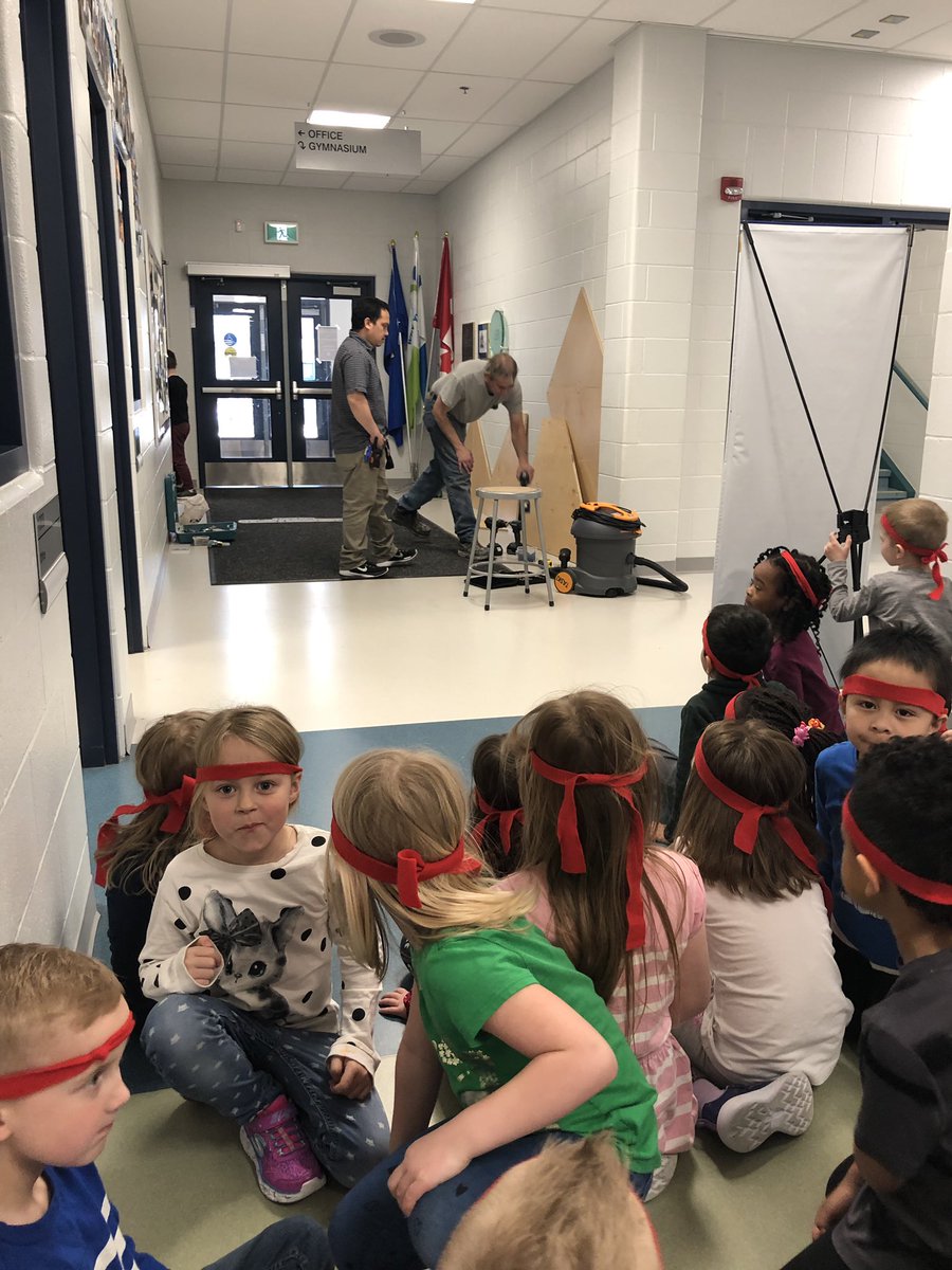 JoysofKinder tweet media