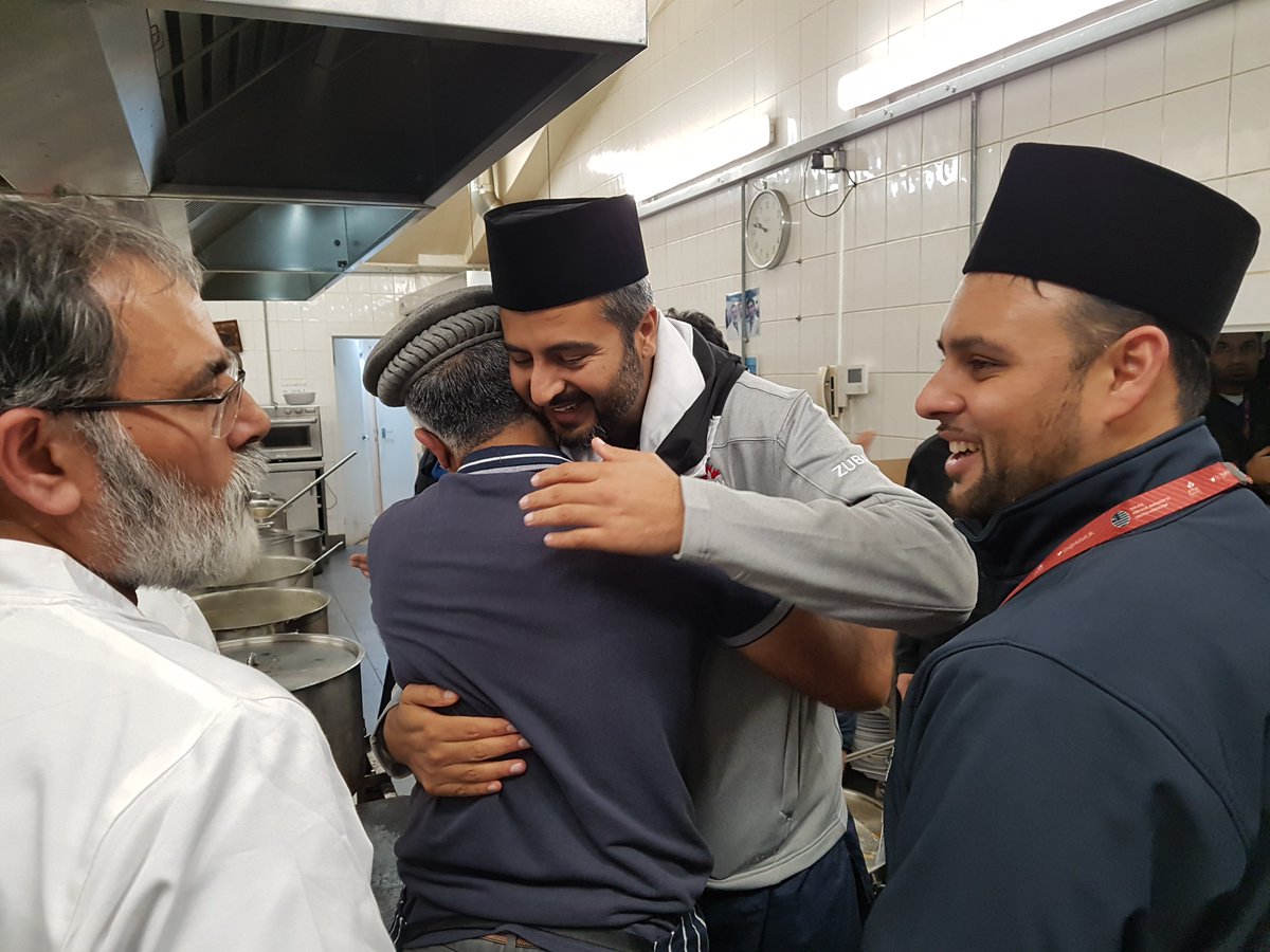 AtfalCanada's tweet image. With the blessings of Allah Almighty, we had a very successful #AtfalCanadaTripToUK from March 12 to 17, 2019. During the trip we received exceptional hospitality from UK Ziafat team.

Respected Sadar Sahib Canada personally went to say thanks to Ziafat team for their hospitality