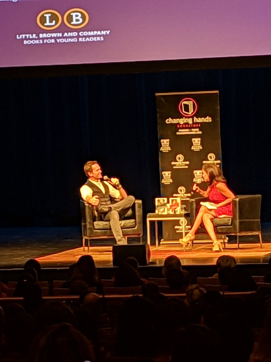 h2otreader's tweet photo. "Don't be afraid to fail. The only way to succeed is through failure" @ActuallyNPH book tour with @oliviafierro 'Octavia' interviewing ๐ #themagicmisfits #changinghands https://t.co/NbEQbUVO9E