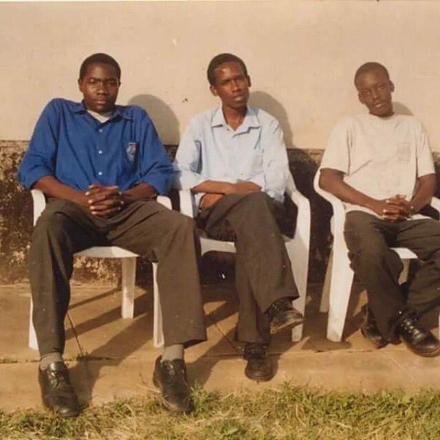 WillisRaburu's tweet photo. Flashback Friday( Yule mtu wa blue) ... When my shoulders were pointing heaven...😂😂😂😂 https://t.co/PkpZyHzH0S