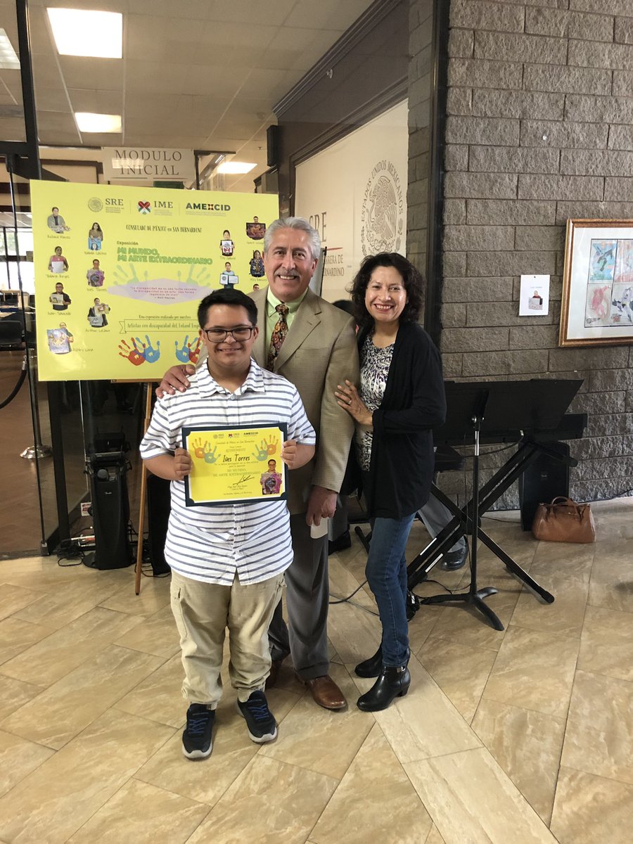 Isamonga's tweet image. Primera exposición de arte en el consulado de México,  de muchas que vendrán ❤️❤️❤️👍🏼👍🏼👍🏼