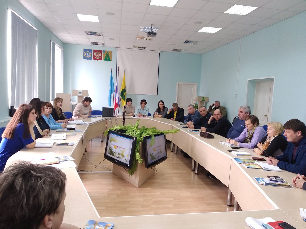 crpbarysh's tweet photo. 04.04.2019г. в Барышском районе проходил обучающий семинар в рамках реализации деятельности Центра компетенций в сфере сельскохозяйственной кооперации. До участников семинара была доведена информация по порядку создания СПСК и о мерах государственной поддержки. https://t.co/fcFBKdZ98y