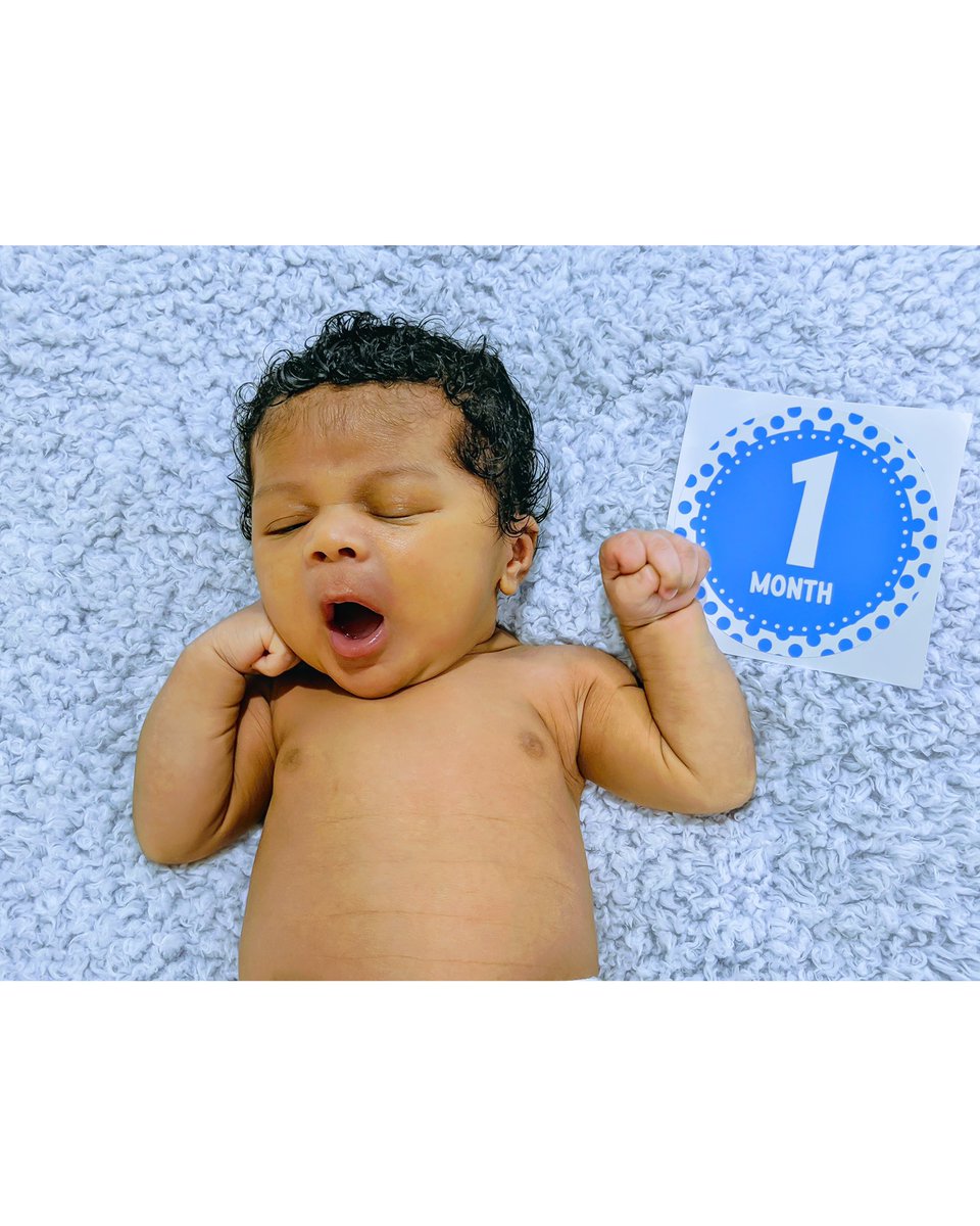 dee_darlaa's tweet photo. Happy 1 month to the love of my life 💙 #Drulamar https://t.co/DZgP9Z4Vjf