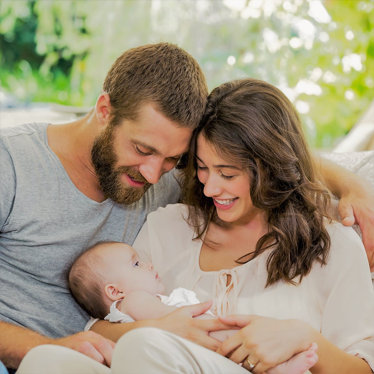 Ist der Nachwuchs 👶 schneller da als eine größere Wohnung? Um Platz zu schaffen, könnt ihr einen Teil der Möbel vorübergehend in der LAGERBOX 🏢 verstauen! 😊
#lagerbox #nachwuchs #lagerstorage #selfstorage #GibDenDingenEinZuhause #platzschaffen #babyzimmer #lagern