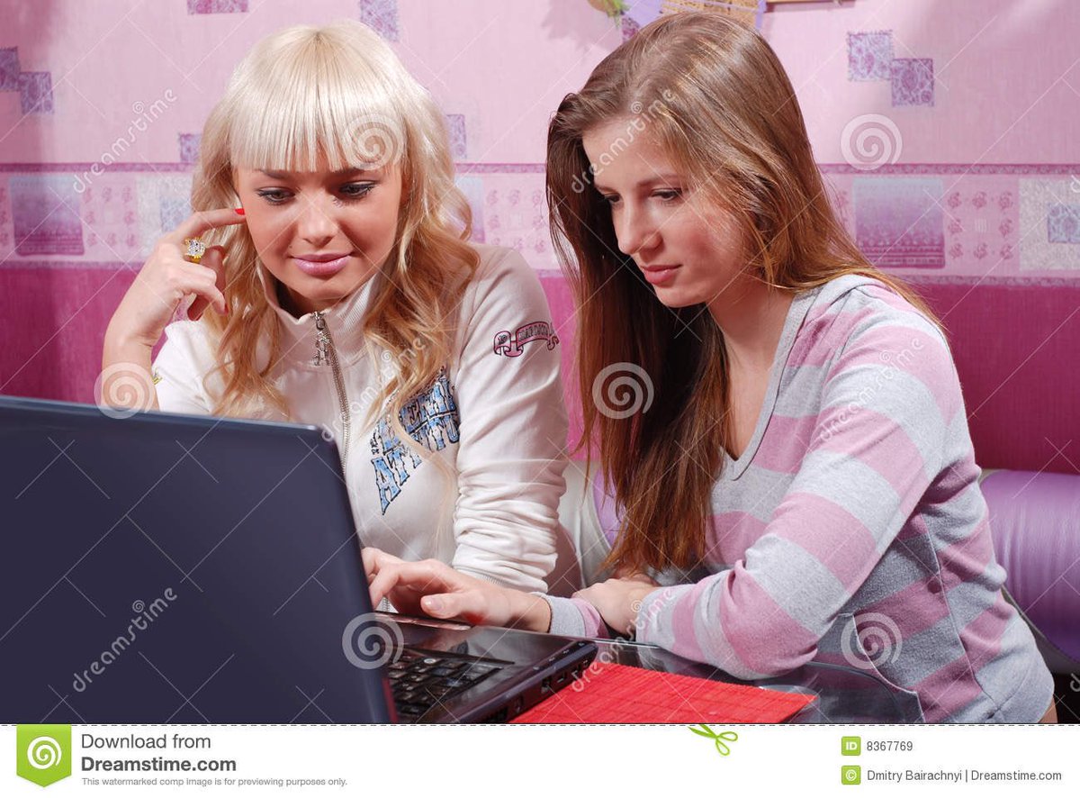 Omg can’t stop looking at stock photos of people using laptops and imagining everyone as sex workers. Brenda and Brooke brainstorm how to market duos now that Brenda has bands