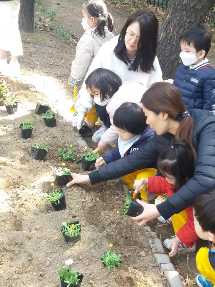 황연희 tweet media