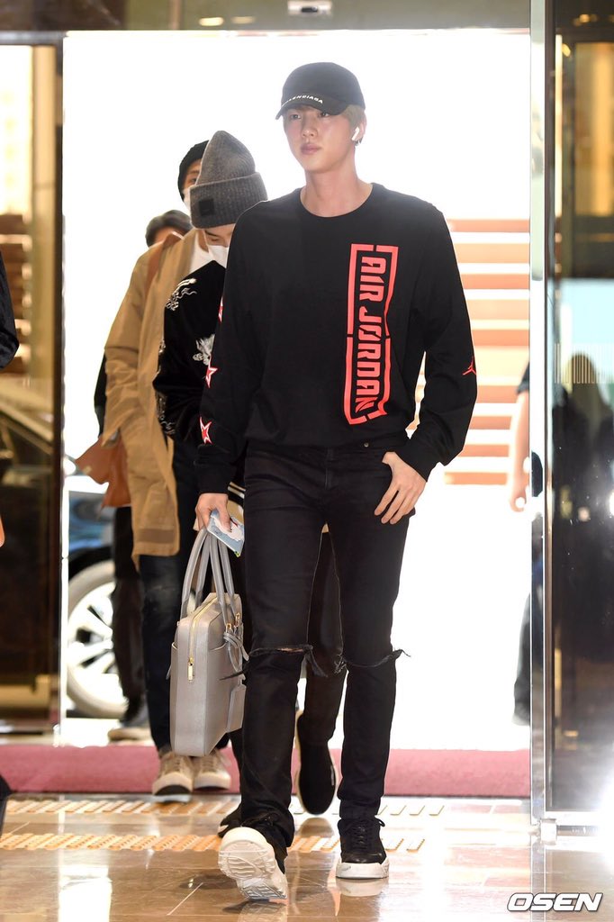 JinJeon tweet media