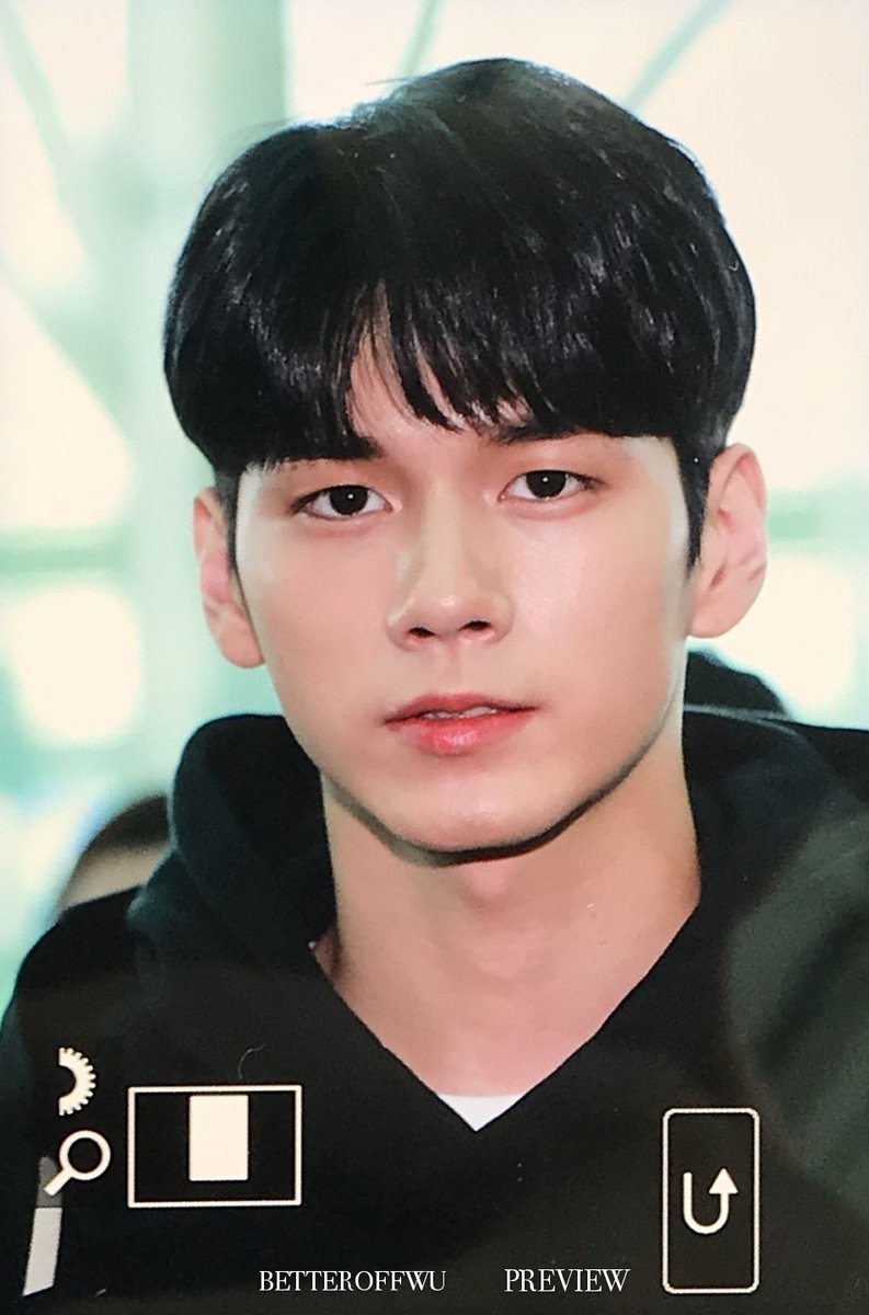 betteroffwu's tweet photo. 190405 ICN🍼🍼🍼
#옹성우 #ongseongwu https://t.co/dPPnIPwM4S