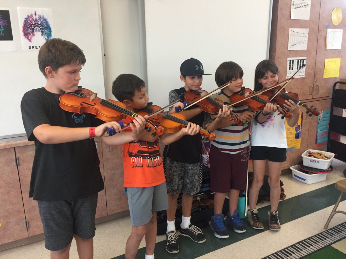 BowHoldBuddies's tweet image. Beautiful Bow Holds Abound on Day #2 of Violin Classes -- Results - Celebrating our 10th year of results: Better Skills, Greater Joy! #Things4Strings bit.ly/2wI9NSE