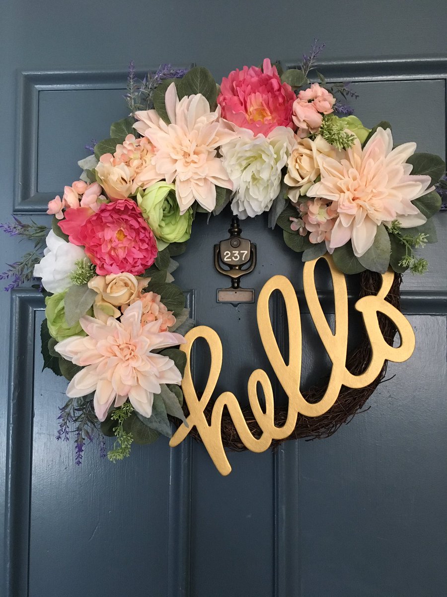 bclackey75's tweet photo. Spring/Summer wreath. #craft #wreath #etsy #4thDimensionDesign #flowers #handmade https://t.co/332obJuVgN