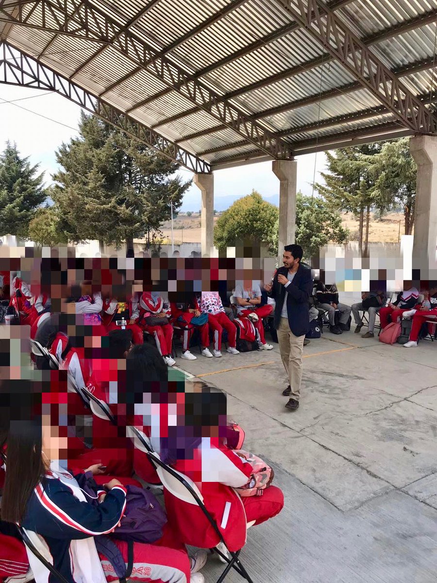 cemecop's tweet photo. El día de hoy, a través de nuestro titular Juan Felipe Rodríguez Sánchez, el #CEMECOP y el #IAIPTlaxcalaOficial, realizamos una platica sobre la campaña #MeConectoSegura #MeConectoSeguro y la #CulturaDeLaPaz #Mediación #Técnica30 #Calpulalpan #Tlaxcala https://t.co/kodSjdr9uo