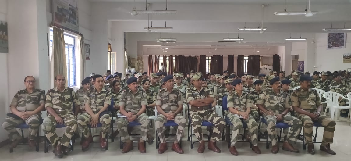 An awareness session on #smuggling & #commercialfraud for #CISF personnel was organised  in collaboration with DRI Zonal Unit Hyderabad @ CISF Unit ASG Hyderabad.