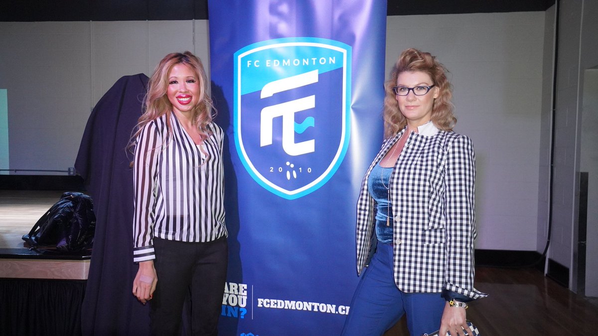 yegventures's tweet photo. A room full of cheers tonight as @FCEdmontonNow revealed their new #soccer kits. #fced #FCEdKits #yeg https://t.co/aNQsXaIdck