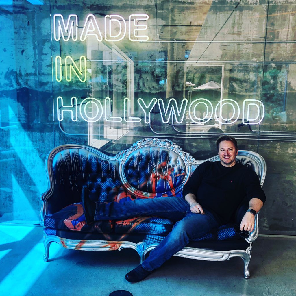 The #magiccouch at Viacom headquarters in Hollywood today. They good things happen to those who sit upon it. I’m ready!! #viacom @viacom <a href="/dwdrums/">Drum Workshop, Inc.</a> <a href="/remopercussion/">Remo Inc.</a> #zildjian #vicfirth #drummer #drumlife #musician #teamremo #dwdrums