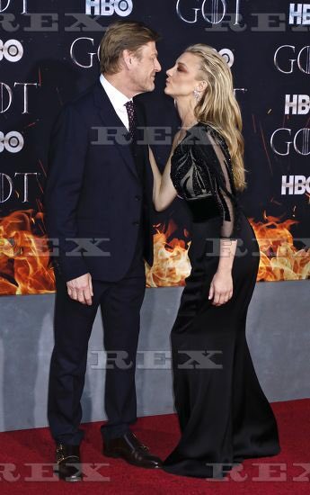 veve on Twitter: Dormer and Sean Bean together on the red carpet #GOTPremiereNYC 🐺🌹 https://t.co/beaIJQZm2g" / Twitter