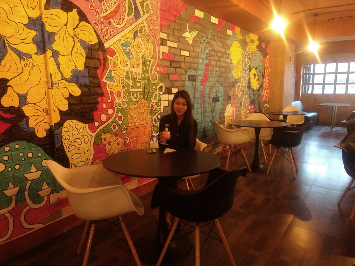 _BeerClub's tweet photo. #BeerClub: The Perfect #AddaJoint In #Siliguri. 

Visit Us For A Good #Adda Time With Complete Comfort &amp; Delicious #Food Offerings!!

Come To Us @ #CosmosMall Now!!

#BestCafeSiliguri #FoodCafeInSiliguri https://t.co/FNU7UbfzPz