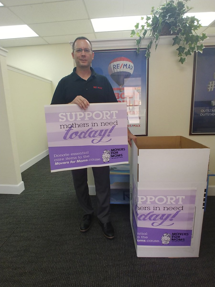 RE/MAX AllStars Realty in #Ocala are our partners for #MoversForMoms! Big thank you to Linda Yacovetti Arvanitis and John Hamrick Re/Max Allstars for supporting moms in need!! #FridayFeeling #Ocala