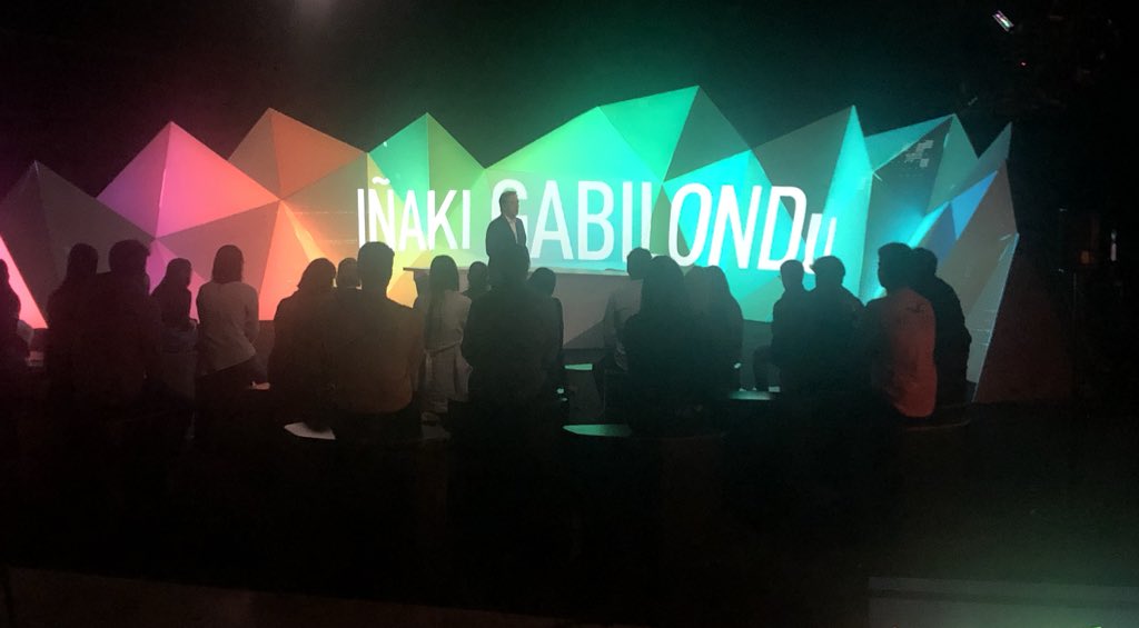 Hoy nos hemos puesto nuestras mejores galas para presentar junto a la familia de @cero la nueva aventura con #iñakigabilondo y #cuandoyanoesté #orgullocañero