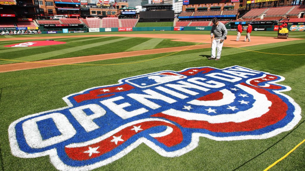CardsNation13's tweet photo. GOOD MORNING! Happy Home Opener St. Louis! https://t.co/wFvSX5TehI